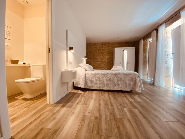 Imagen de la habitación del Hotel Pensi&oacute;n Casa Sampedro. Foto 9