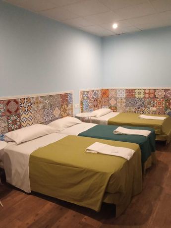 Imagen de la habitación del Hotel Pensi&oacute;n Cibeles. Foto 11