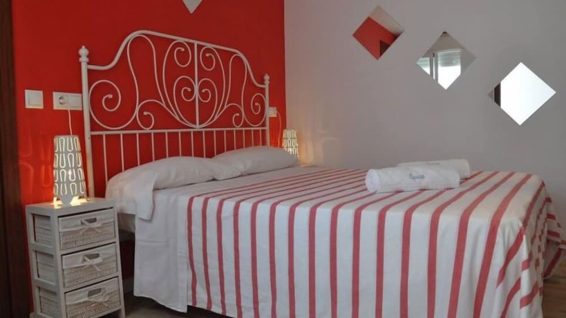 Imagen de la habitación del Hotel Pensi&oacute;n Cibeles. Foto 18