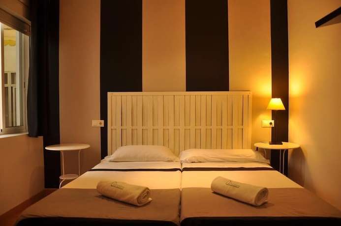 Imagen de la habitación del Hotel Pensi&oacute;n Cibeles. Foto 20