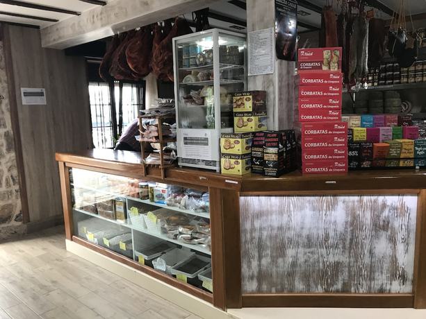 Imagen de los interiores del Hotel Pensión El Carloto. Foto 20