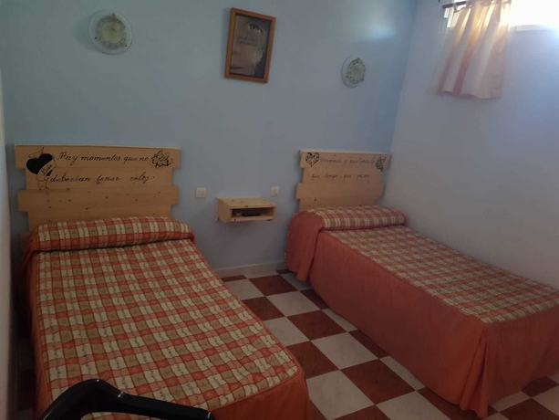 Imagen de la habitación del Hotel Pensi&oacute;n El Duque. Foto 4