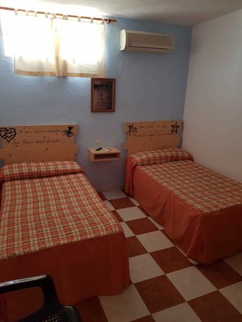 Imagen de la habitación del Hotel Pensi&oacute;n El Duque. Foto 5