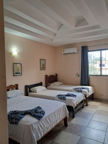 Imagen de la habitación del Hotel Pensi&oacute;n Galicia. Foto 13
