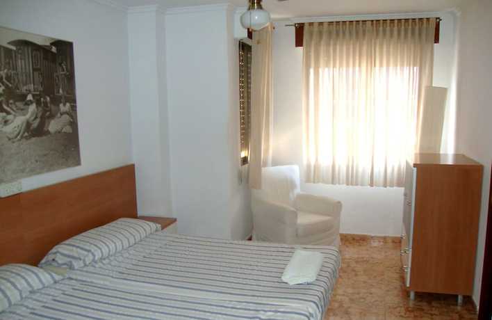 Imagen de la habitación del Hotel Pensi&oacute;n Jaen. Foto 16