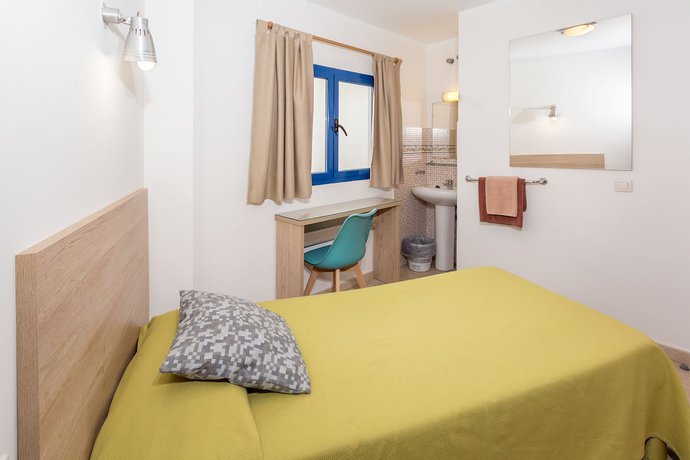 Imagen de la habitación del Hotel Pensión MAGEC. Foto 14