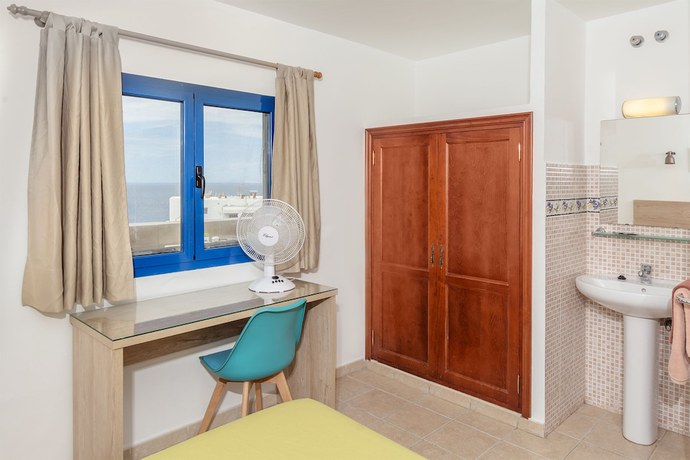 Imagen de la habitación del Hotel Pensión MAGEC. Foto 15