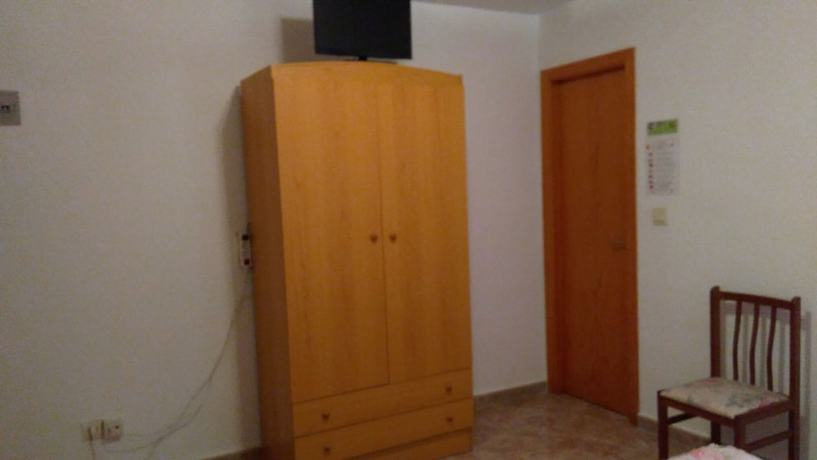 Imagen de la habitación del Hotel Pensi&oacute;n Mari Loli. Foto 6