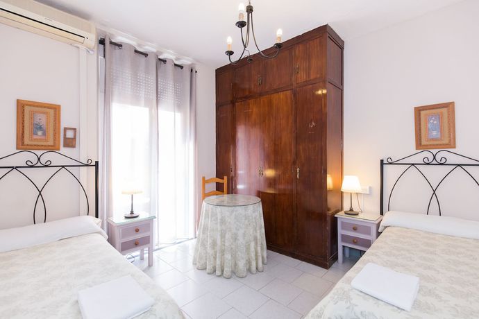 Imagen de la habitación del Hotel Pensi&oacute;n Mesones. Foto 5