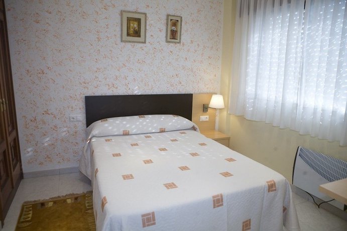 Imagen de la habitación del Hotel Pensi&oacute;n O Cruceiro da Ulla. Foto 4