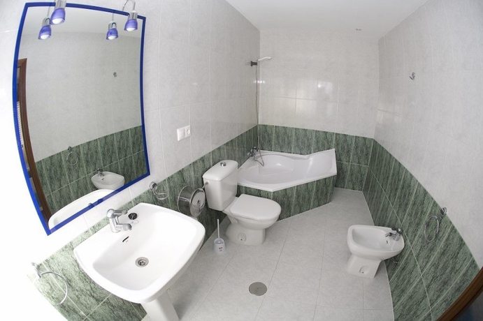 Imagen de la habitación del Hotel Pensi&oacute;n O Cruceiro da Ulla. Foto 14