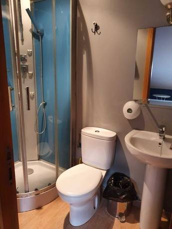 Imagen de la habitación del Hotel Pensión Pepucho. Foto 11