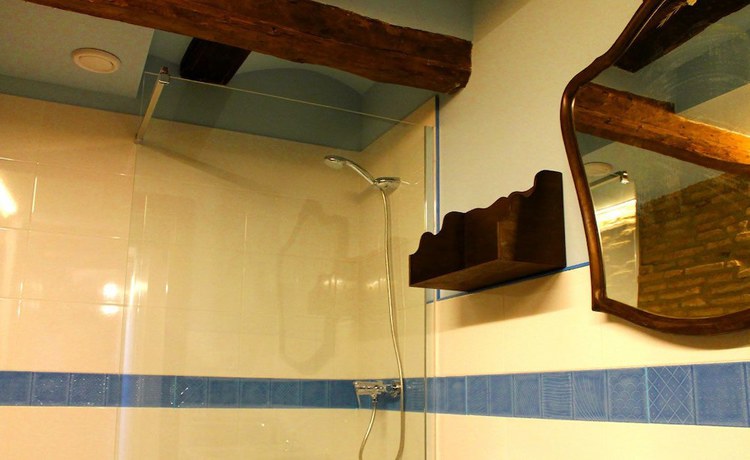 Imagen de la habitación del Hotel Pensi&oacute;n Posada Ignatius. Foto 8