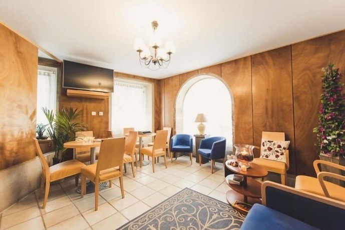 Imagen de los interiores del Hotel Pensi&oacute;n Pura. Foto 20