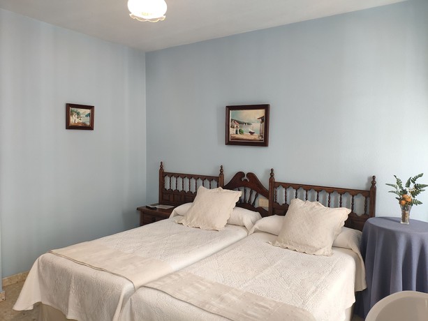 Imagen de la habitación del Hotel Pensi&oacute;n Pura. Foto 11