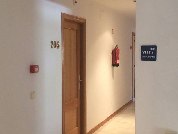 Imagen de los interiores del Hotel Pensión Residencia Pividal. Foto 10