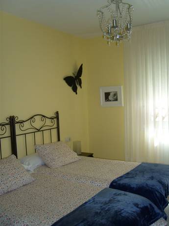 Imagen de la habitación del Hotel Pensión Residencia Tambre. Foto 19