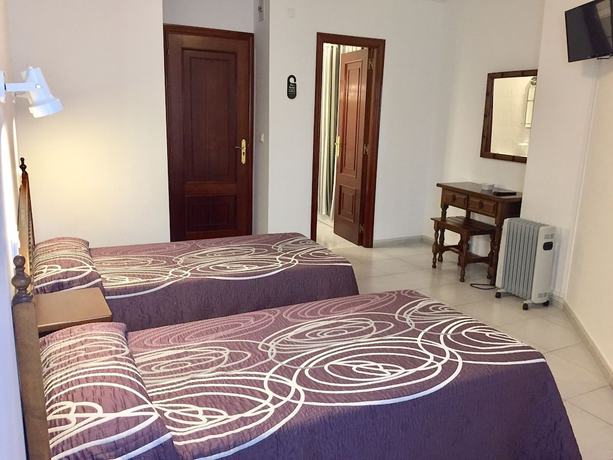 Imagen de la habitación del Hotel Pensión Rey. Foto 9