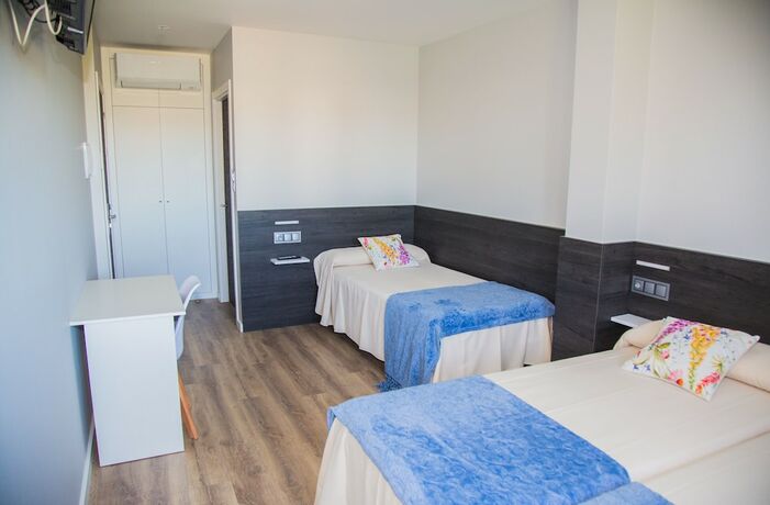 Imagen general del Hotel Pensión San Antón - Hostel. Foto 3