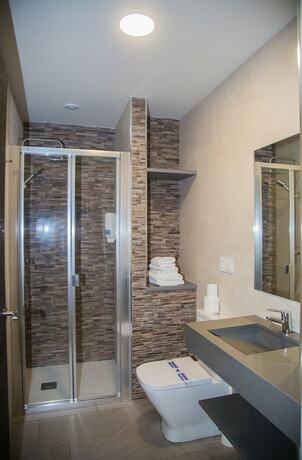 Imagen general del Hotel Pensión San Antón - Hostel. Foto 6