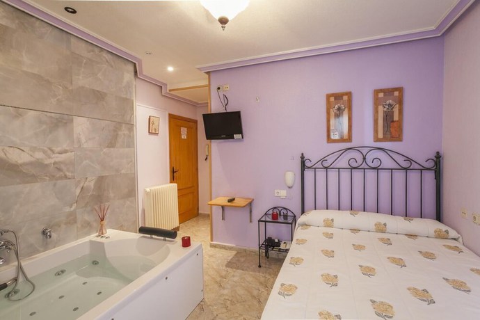 Imagen de la habitación del Hotel Pensi&oacute;n San Jos&eacute;. Foto 17
