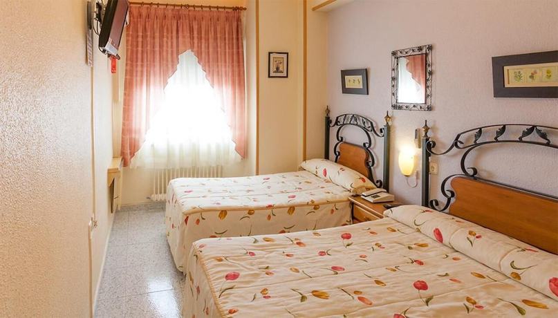 Imagen de la habitación del Hotel Pensi&oacute;n San Jos&eacute;. Foto 19