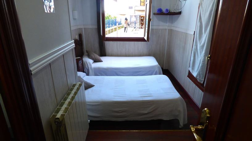 Imagen de la habitación del Hotel Pensi&oacute;n Santa Mar&iacute;a. Foto 19