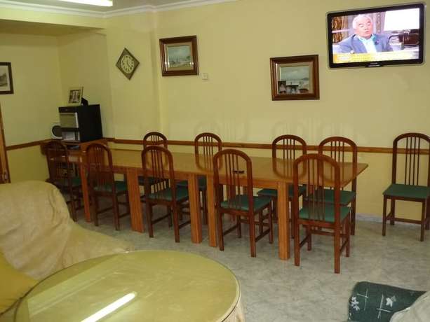 Imagen del bar/restaurante del Hotel Pensi&oacute;n Zurbar&aacute;n. Foto 4
