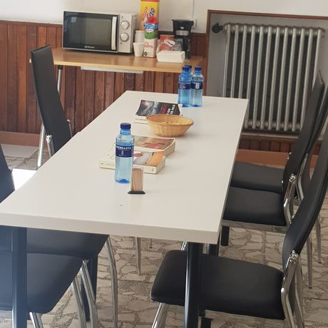 Imagen de los interiores del Hotel Pensión oria. Foto 19