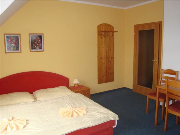Imagen de la habitación del Hotel Pension 7. Foto 10