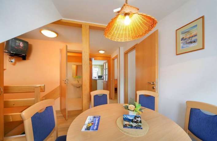 Imagen de la habitación del Hotel Pension Alba. Foto 7
