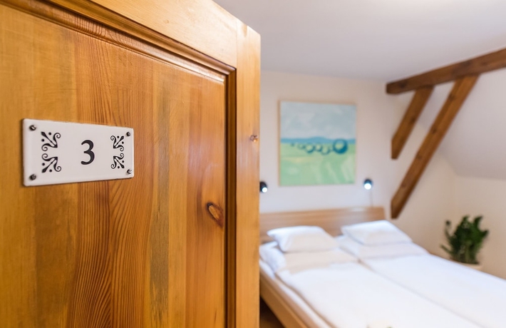 Imagen de la habitación del Hotel Pension Alt Straninger. Foto 13