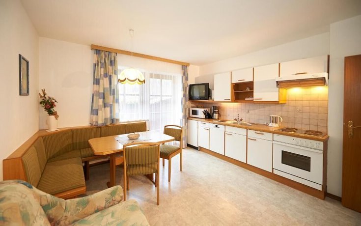 Imagen de la habitación del Hotel Pension Anja. Foto 11