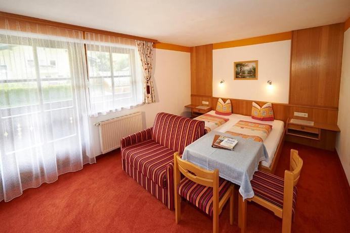Imagen de la habitación del Hotel Pension Anja. Foto 17