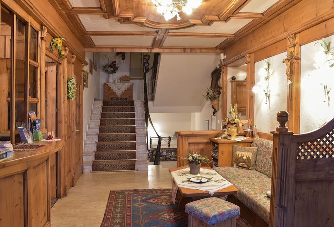 Imagen de los interiores del Hotel Pension Atlantic. Foto 15