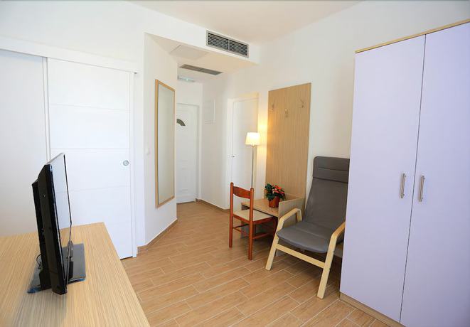 Imagen de la habitación del Hotel Pension Augustino. Foto 10