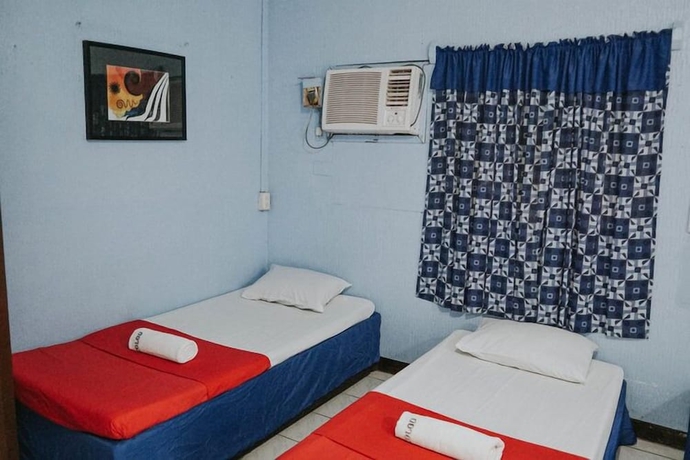 Imagen de la habitación del Hotel Pension Bacolod. Foto 7