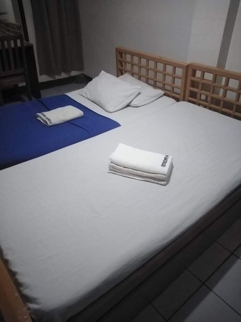 Imagen de la habitación del Hotel Pension Bacolod. Foto 13