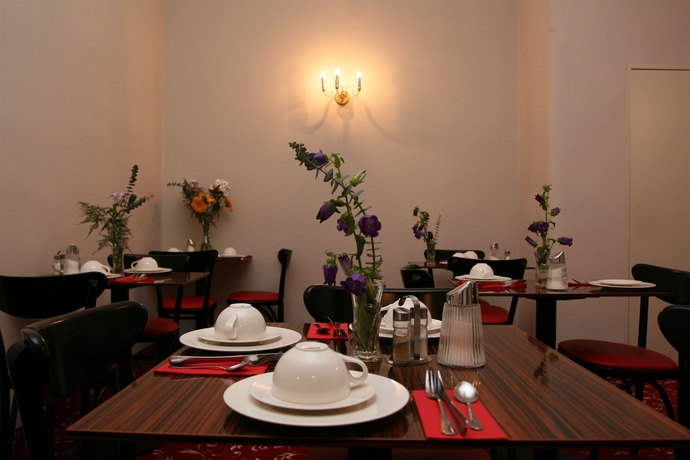 Imagen del bar/restaurante del Hotel Pension Baron Am Schottentor. Foto 7