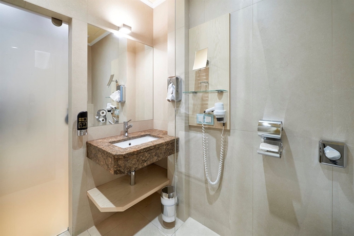 Imagen de la habitación del Hotel Pension Baronesse. Foto 5