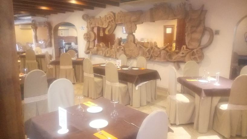 Imagen del bar/restaurante del Hotel Pension Calatrava. Foto 4