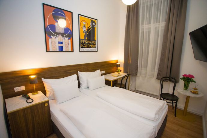 Imagen de la habitación del Hotel Pension Central - Self Check-in. Foto 2