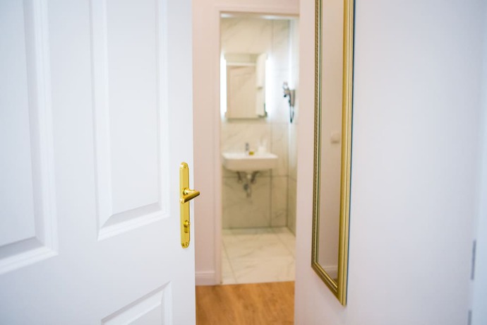 Imagen de la habitación del Hotel Pension Central - Self Check-in. Foto 7