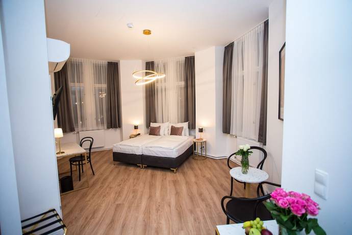 Imagen de la habitación del Hotel Pension Central - Self Check-in. Foto 15