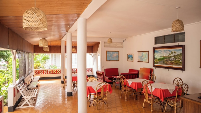 Imagen del bar/restaurante del Hotel Pension Ciel d\'Et&eacute;. Foto 3