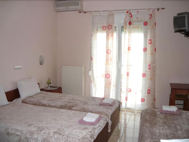 Imagen de la habitación del Hotel Pension Delfini. Foto 9