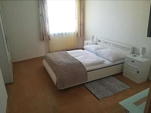 Imagen de la habitación del Hotel Pension Dimitrova. Foto 18