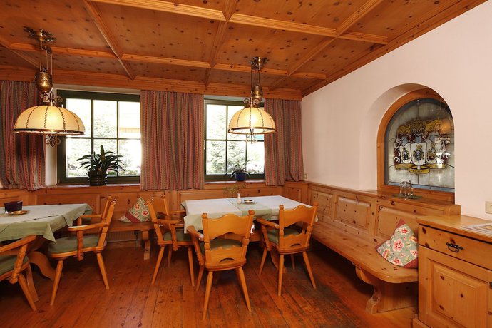 Imagen de los interiores del Hotel Pension Eden, S&ouml;lden . Foto 10