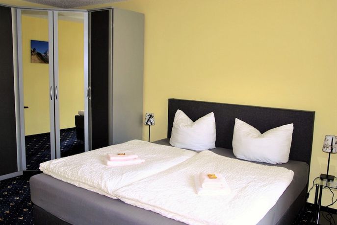 Imagen de la habitación del Hotel Pension Elan. Foto 5