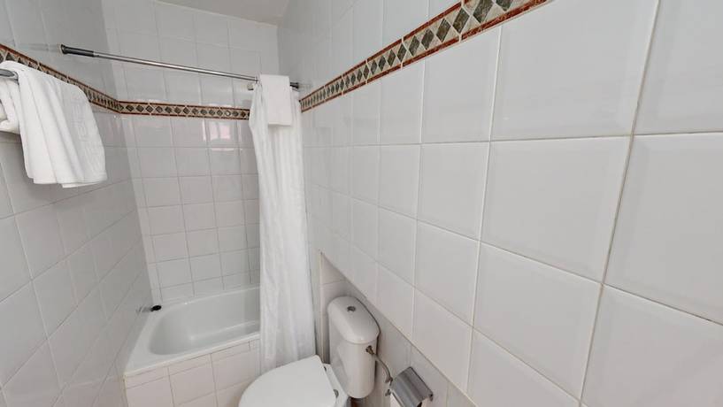 Imagen de la habitación del Hotel Pension Gala. Foto 4